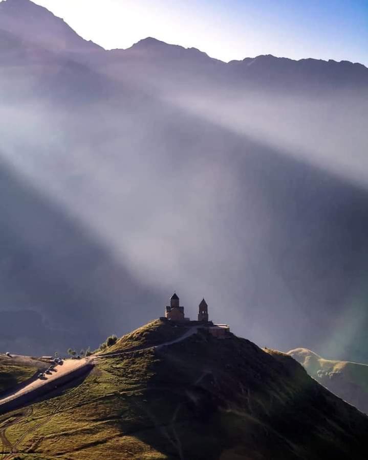 מלון Crystal Kazbegi מראה חיצוני תמונה